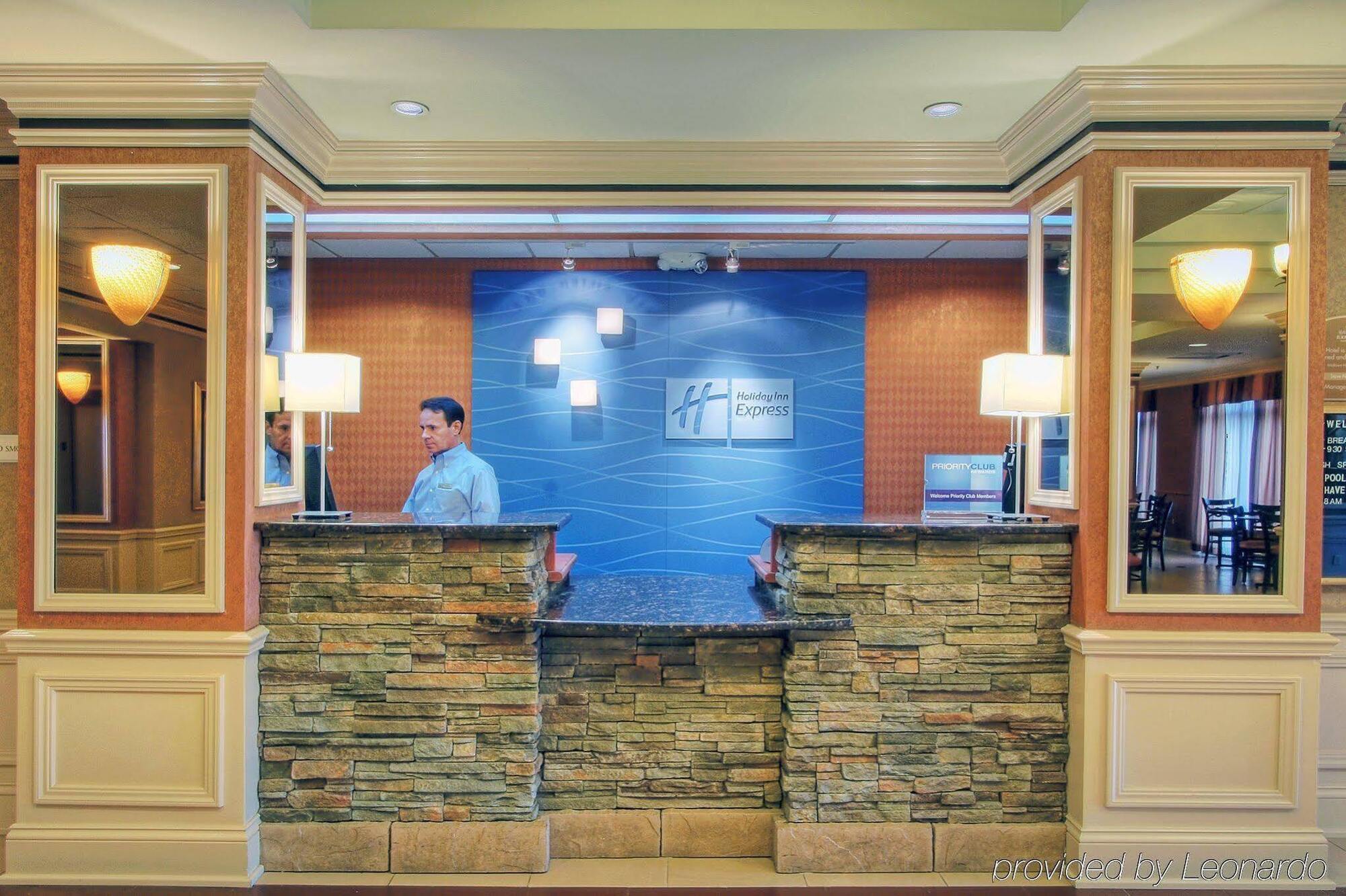Holiday Inn Express Hotel & Suites Albuquerque Midtown By Ihg Ngoại thất bức ảnh