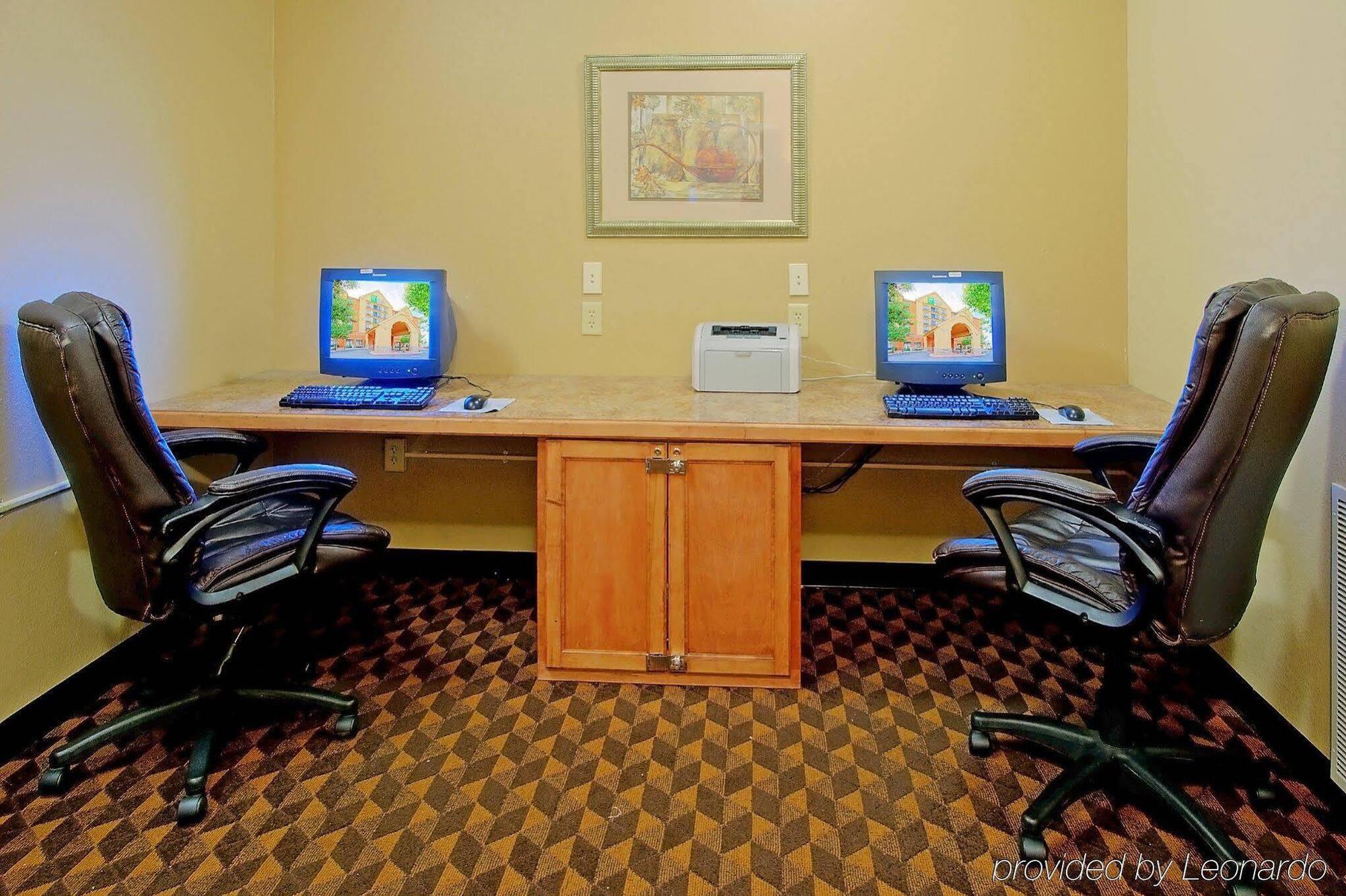 Holiday Inn Express Hotel & Suites Albuquerque Midtown By Ihg Ngoại thất bức ảnh